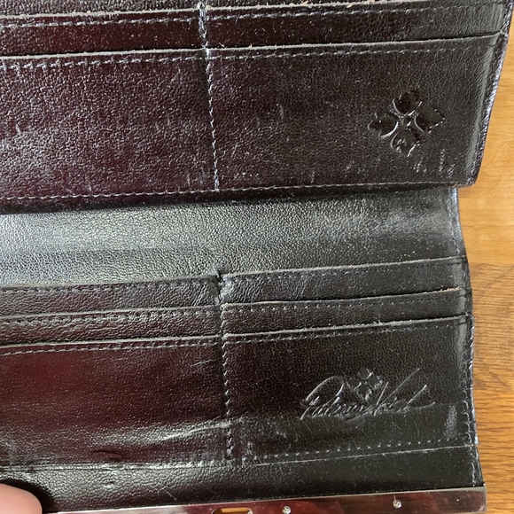 Patricia Nash Cauchy Wallet Black & Silver - Picture 4 of 6